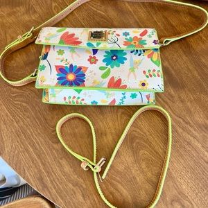 Disney Parks Dooney & Bourke RETIRED Tinker Bell Floral Crossbody bag